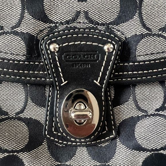 Coach Signature Black Jacquard Bundle - Picture 5 of 16